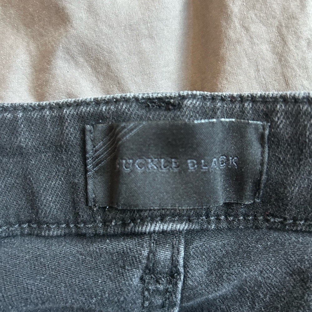Tall Ladies Buckle Black skinny stretch jeans 27 x 34   Actual 32” inseam - Picture 6 of 7